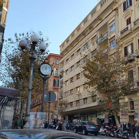 Alis Vanvitelli Apartment