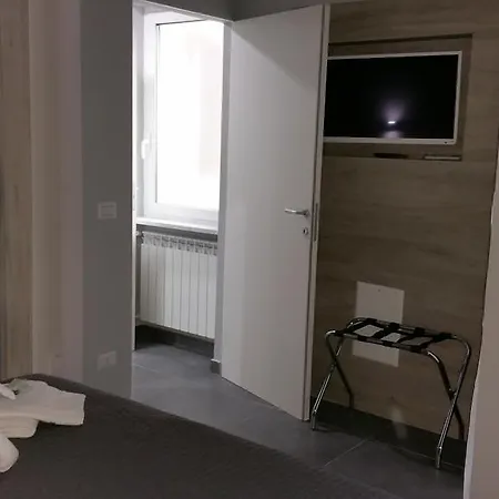 Alis Vanvitelli Appartamento Napoli